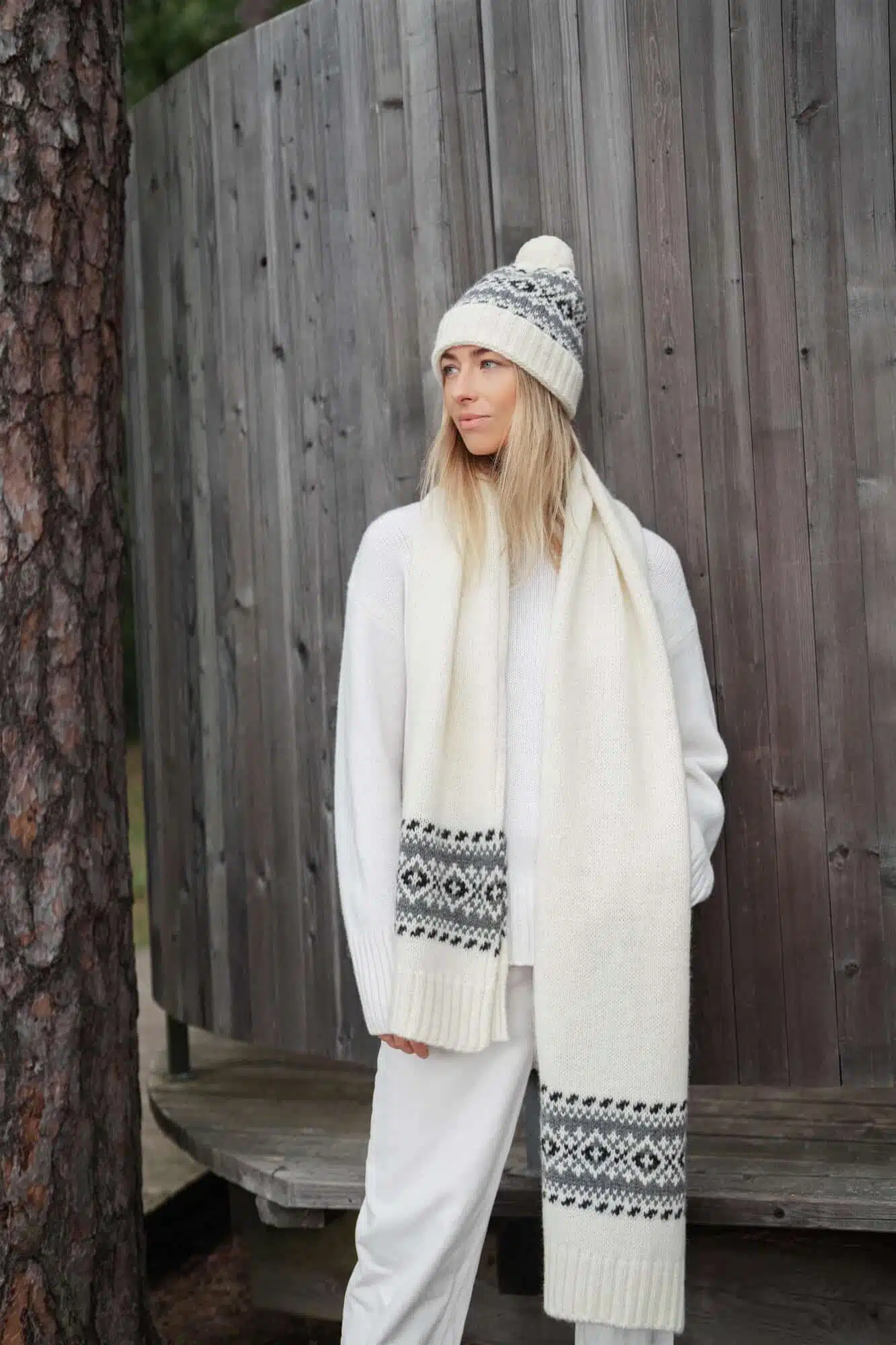 100% WOOL BEANIE ŠALNA