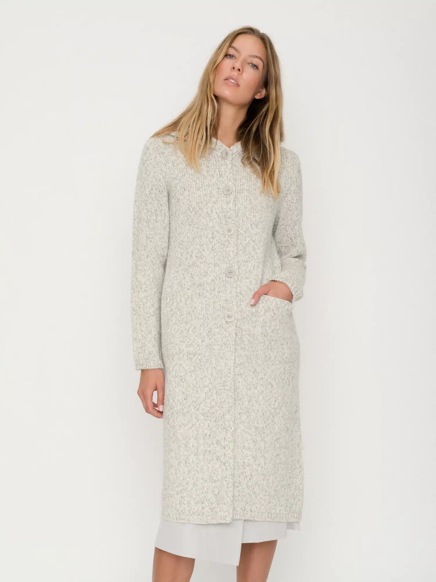 SCANDINAVIAN WOOL CARDIGAN NIDA