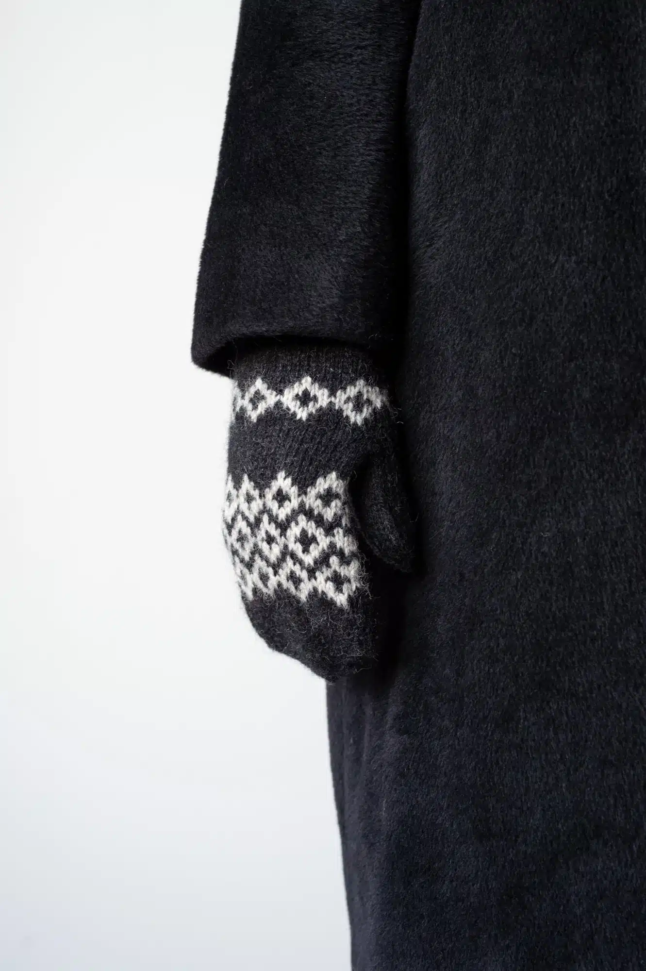 100% WOOL MITTENS RUNA