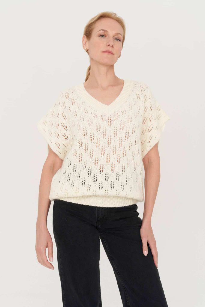 rankų darbo vilnonė liemenė