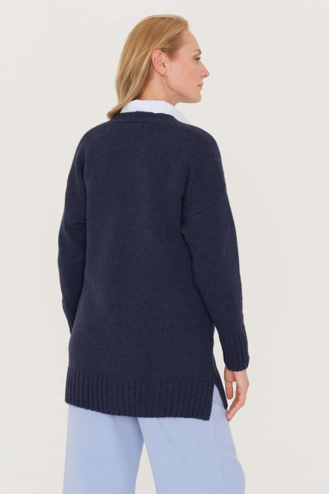 tamsiai mėlynas merino megztinis