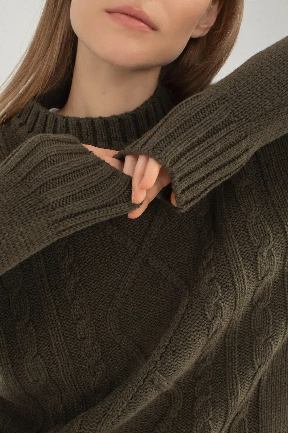 merino kašmyro megztinis su pynėmis
