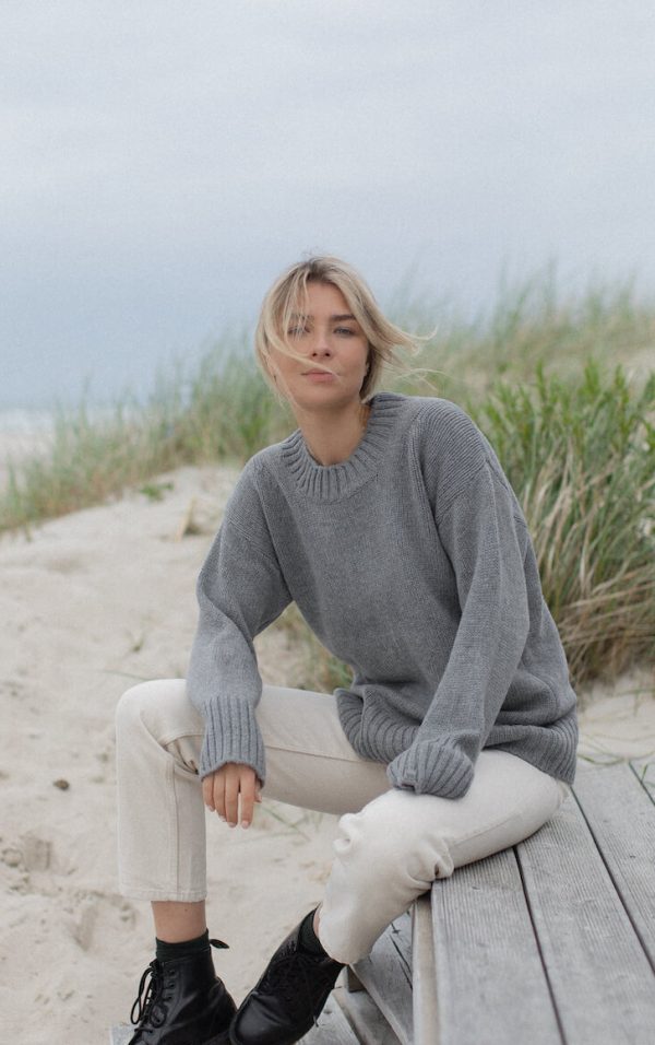 pilkas merino kašmyro megztinis