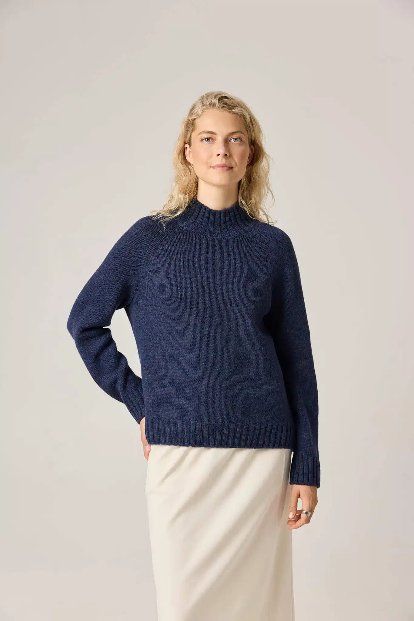 CASHMERE & MERINO WOOL SWEATER LUKA