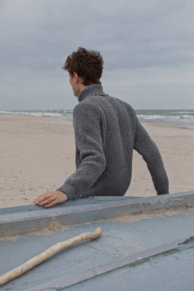 pilkas vyriškas megztinis