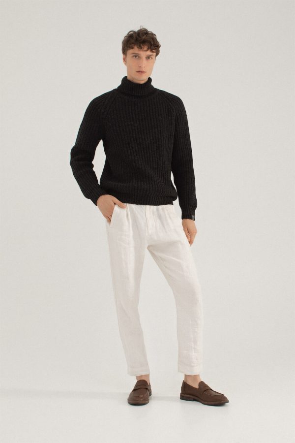 Fine merino wool pullover sweater LAND