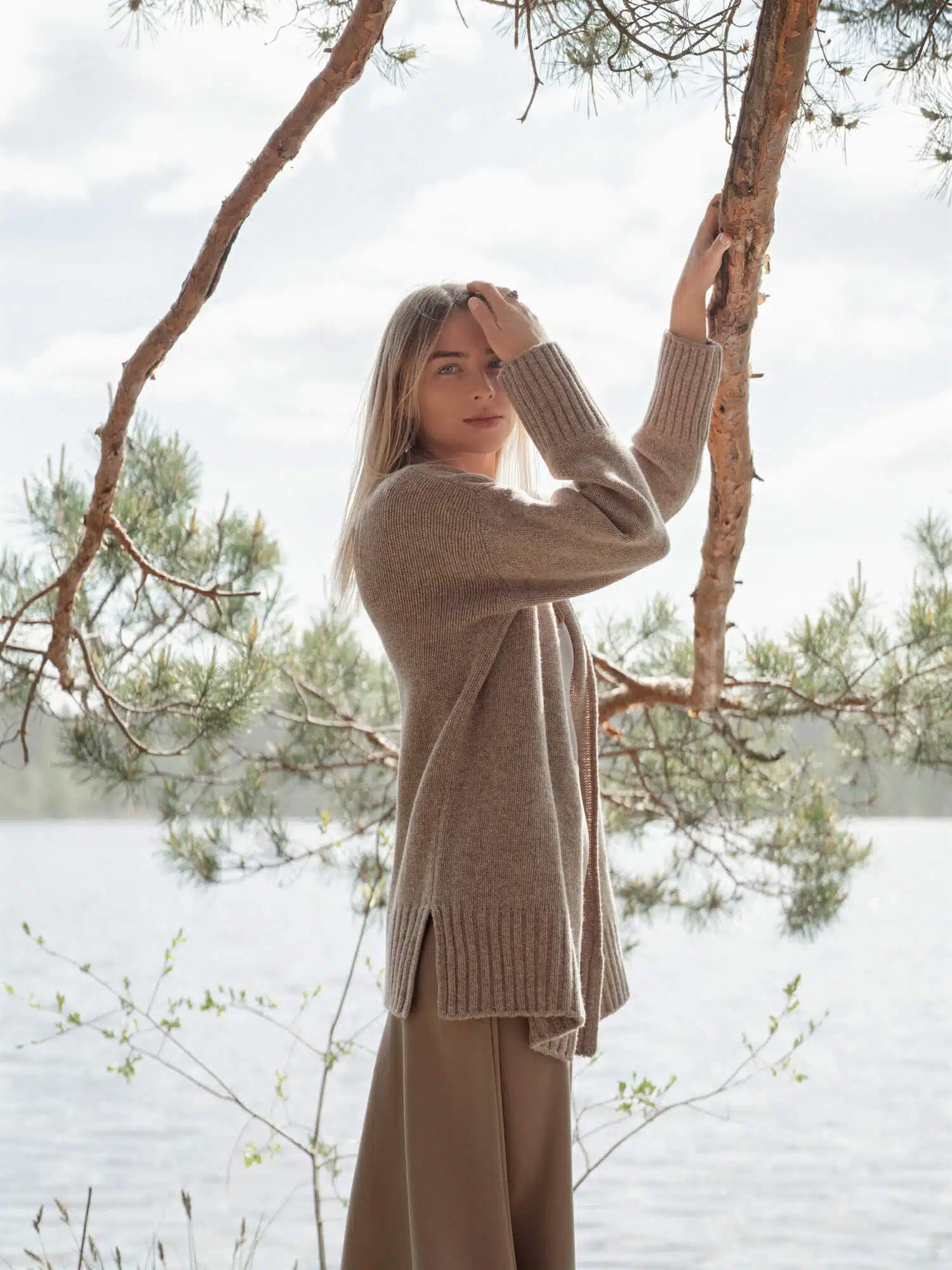 CASHMERE & MERINO WOOL CARDIGAN ŽEMYNA