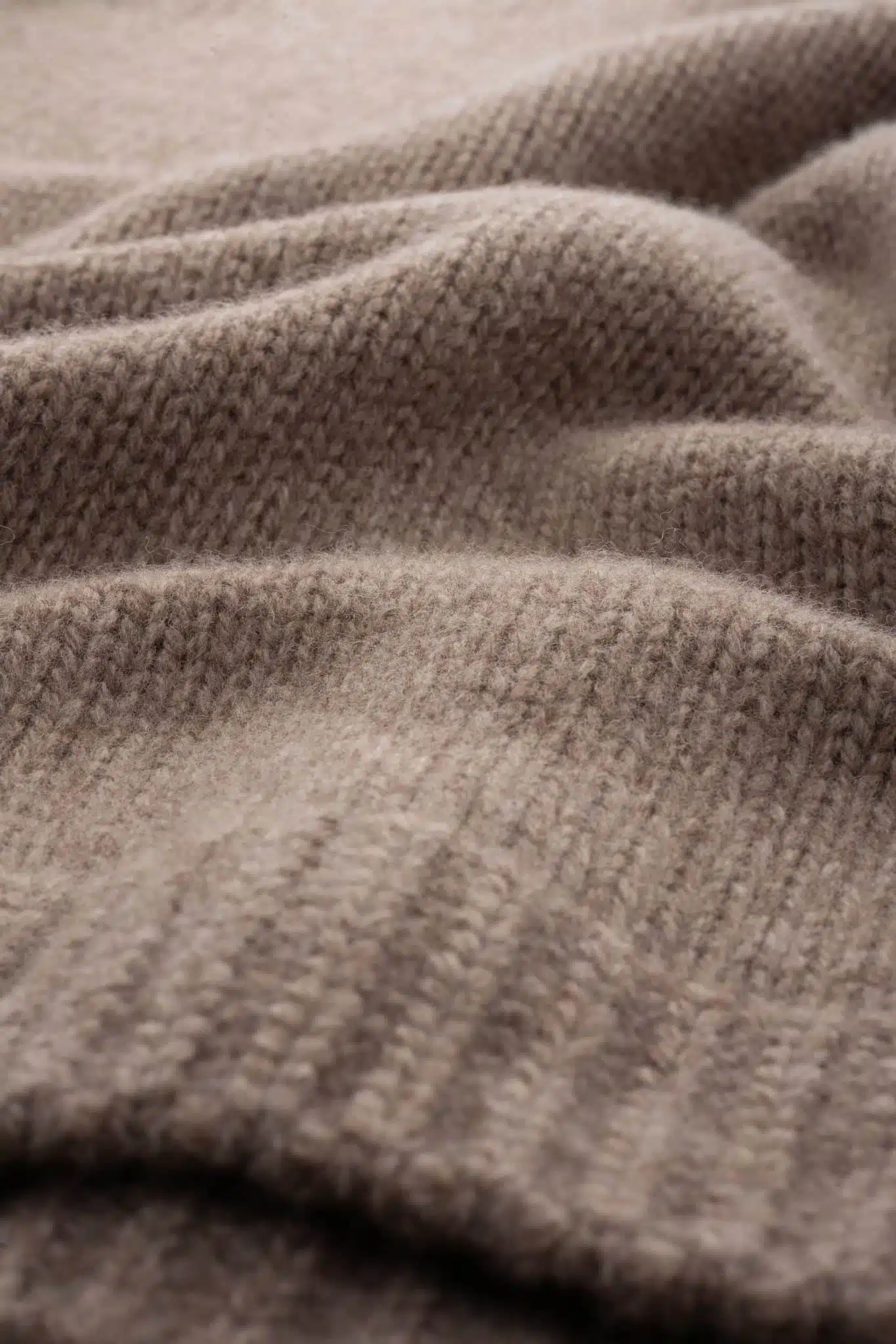 CASHMERE & MERINO WOOL SWEATER LOKEA
