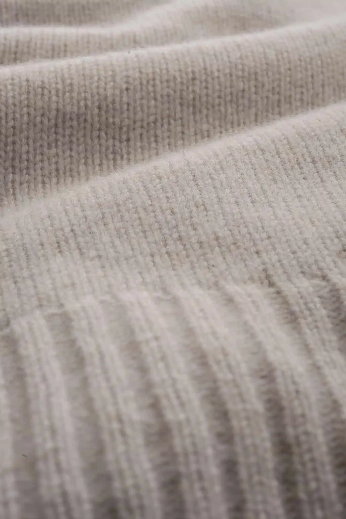 CASHMERE & MERINO WOOL SWEATER RAMUMA