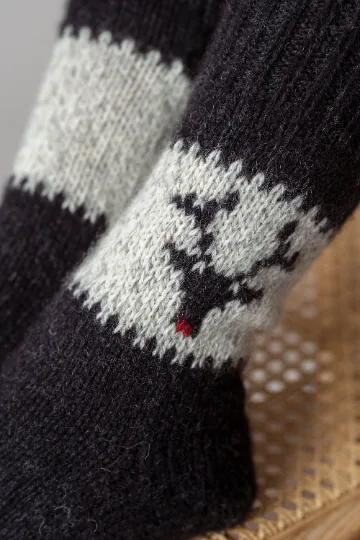 SOCKEN ELGA AUS 100 % WOLLE