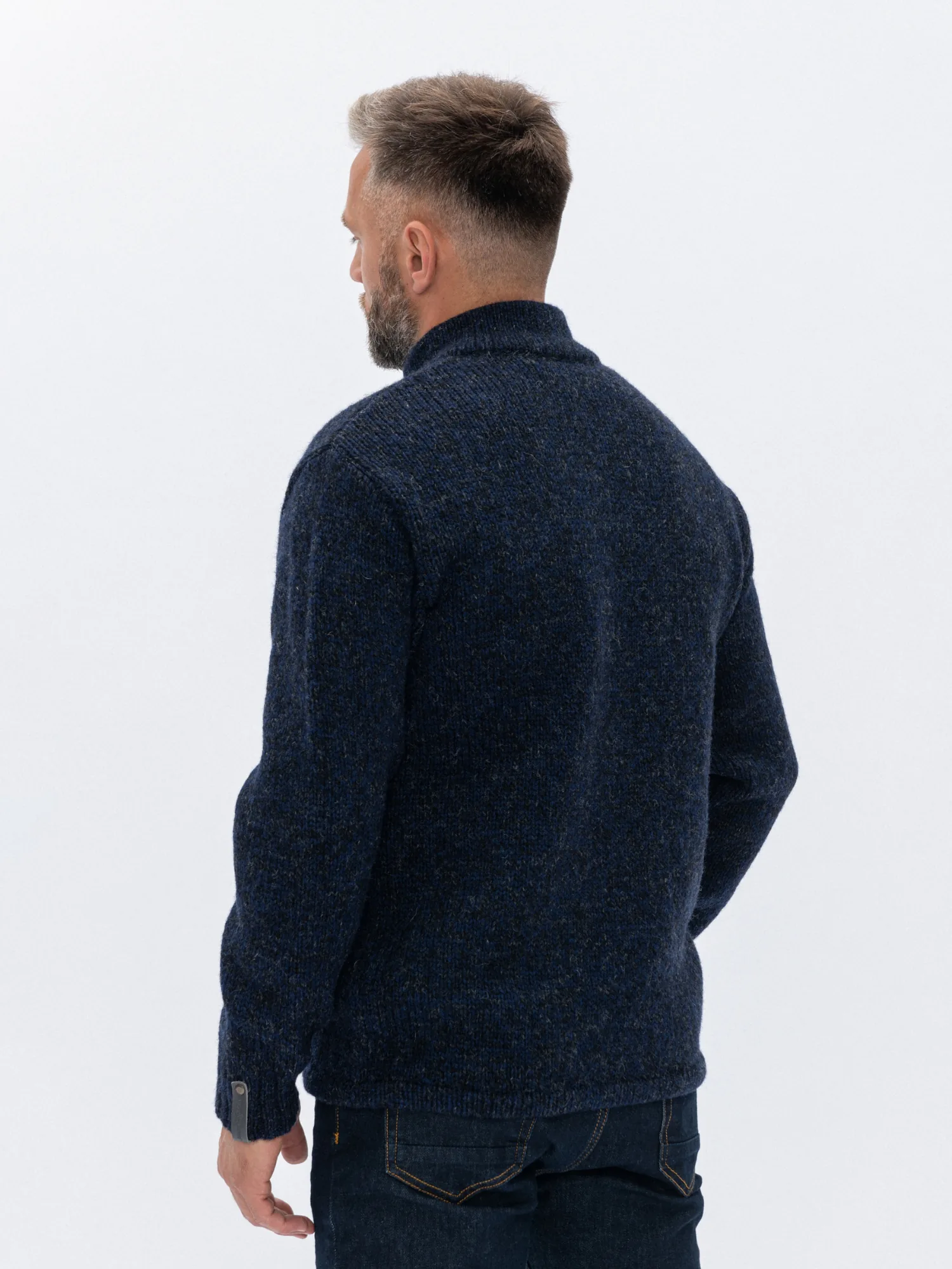 STRICKJACKE NOLAN AUS SKANDINAVISCHER WOLLE