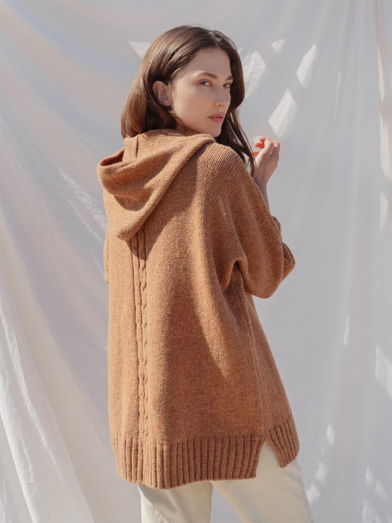 KAPUZEN-STRICKJACKE INDIANA AUS MERINOWOLLE