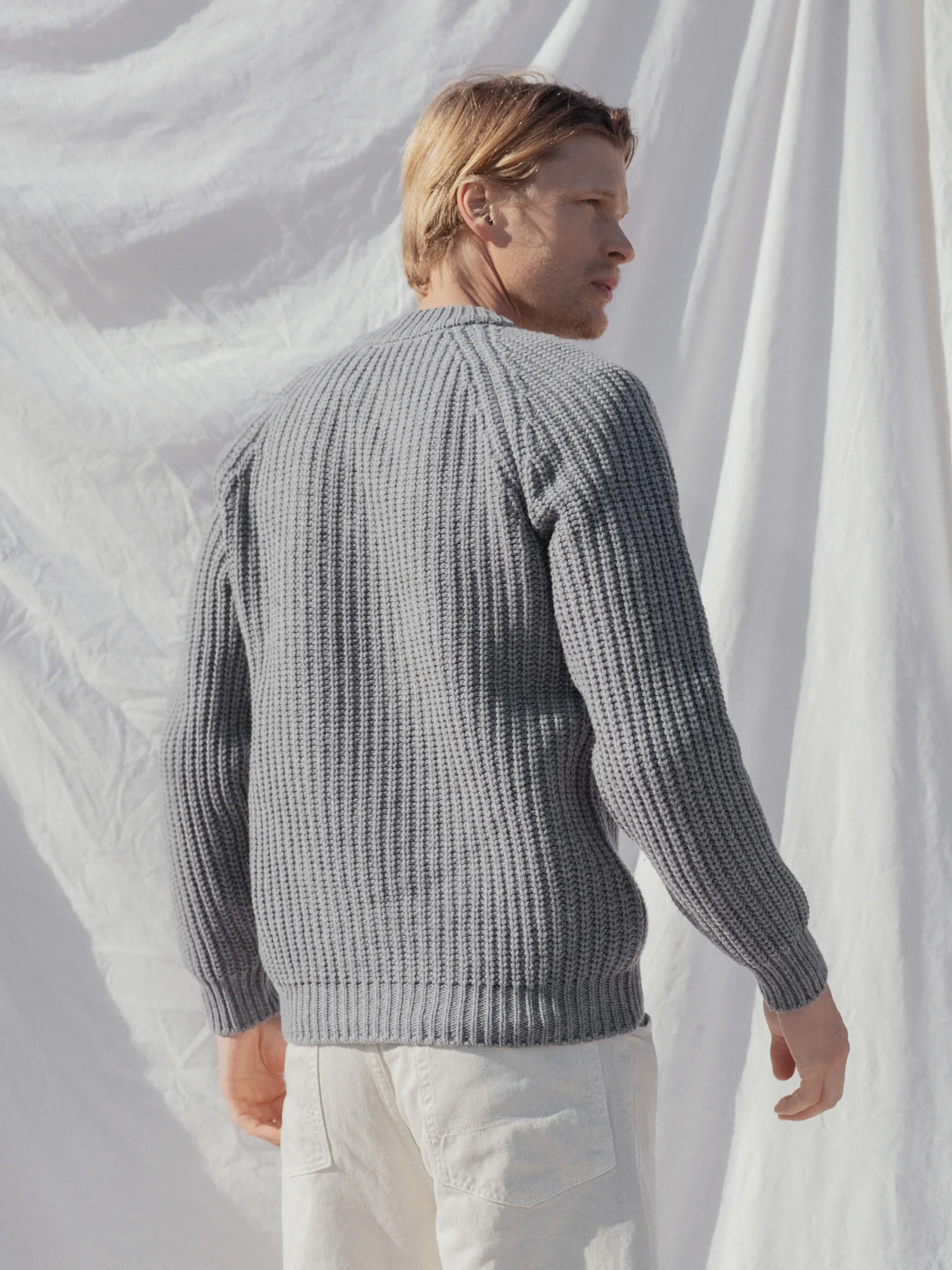 PULLOVER TORO AUS MERINOWOLLE