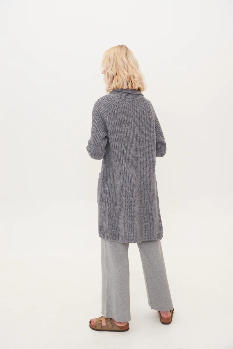 STRICKJACKE TEKMĖ AUS KASCHMIR UND MERINOWOLLE