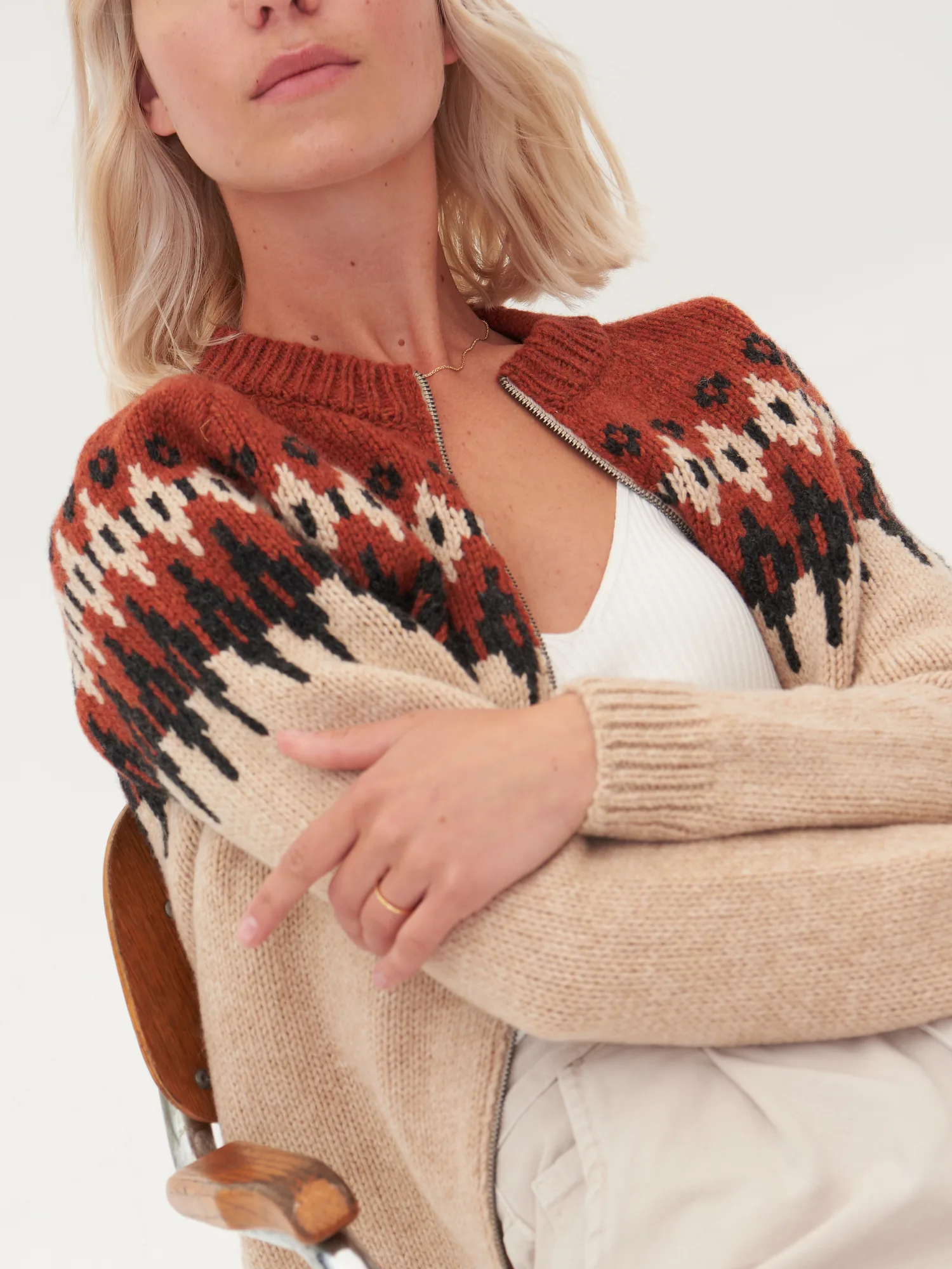 STRICKJACKE HELLE AUS MERINOWOLLE