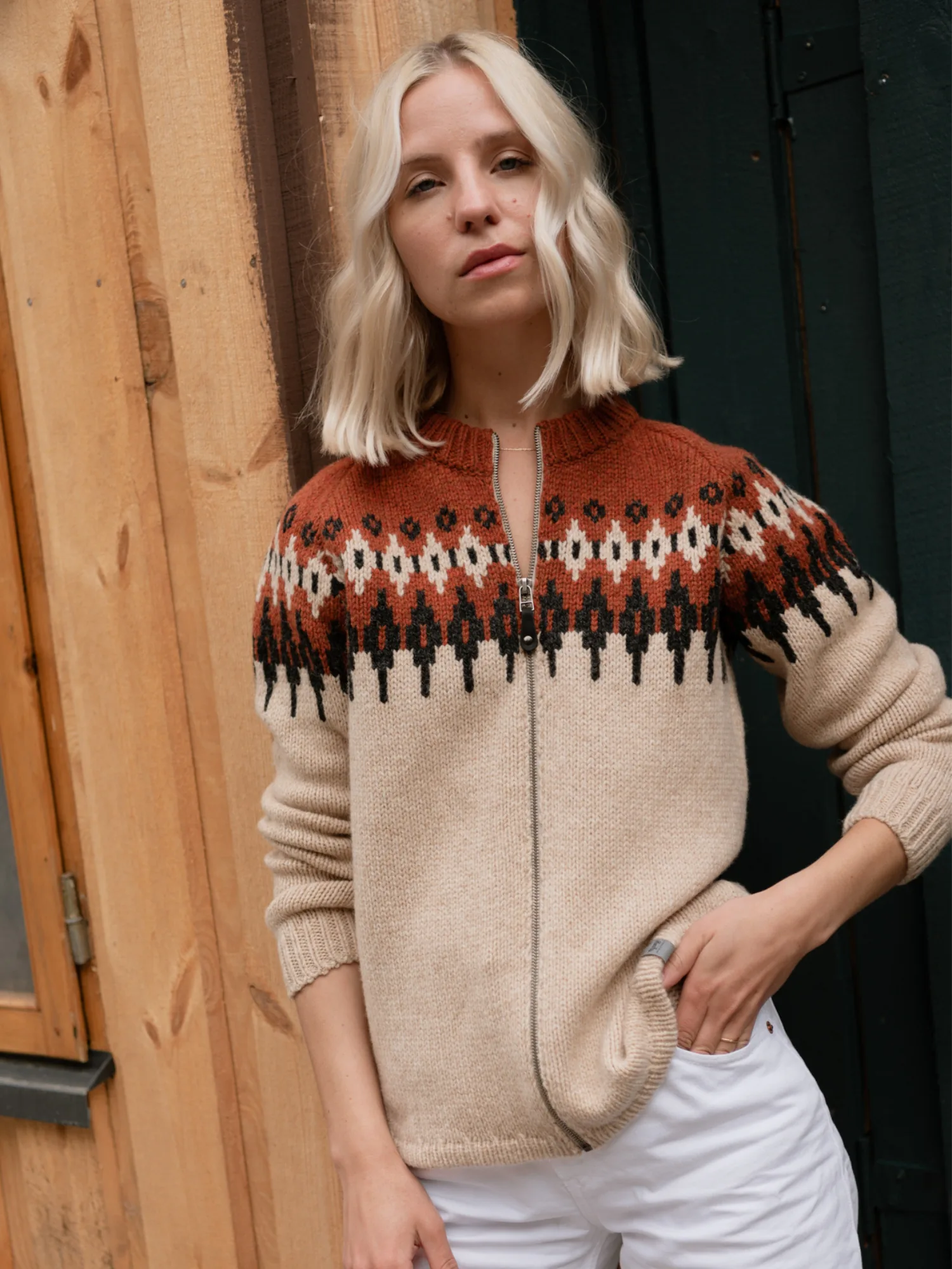 STRICKJACKE HELLE AUS MERINOWOLLE