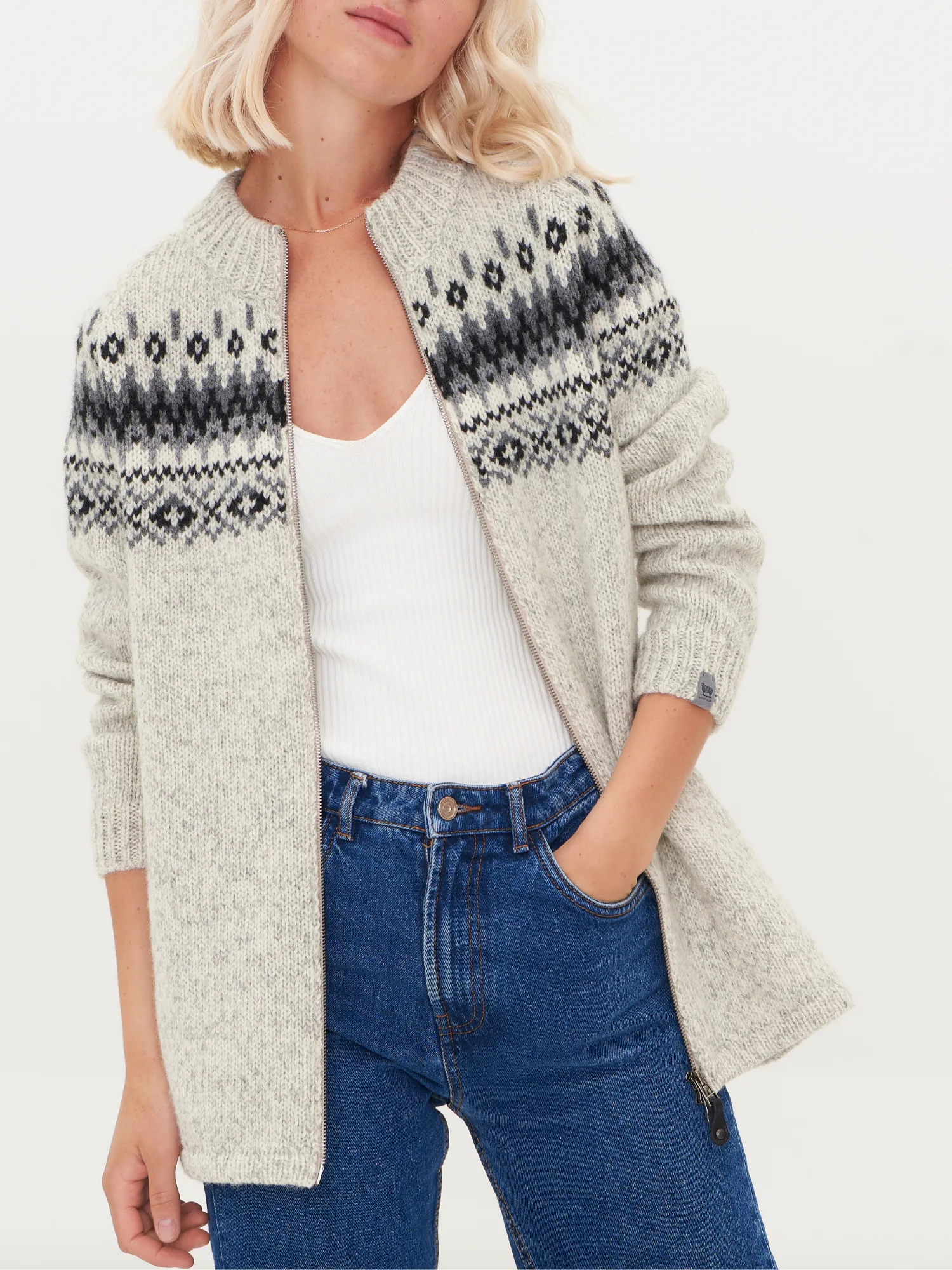 STRICKJACKE SVALA AUS SKANDINAVISCHER WOLLE