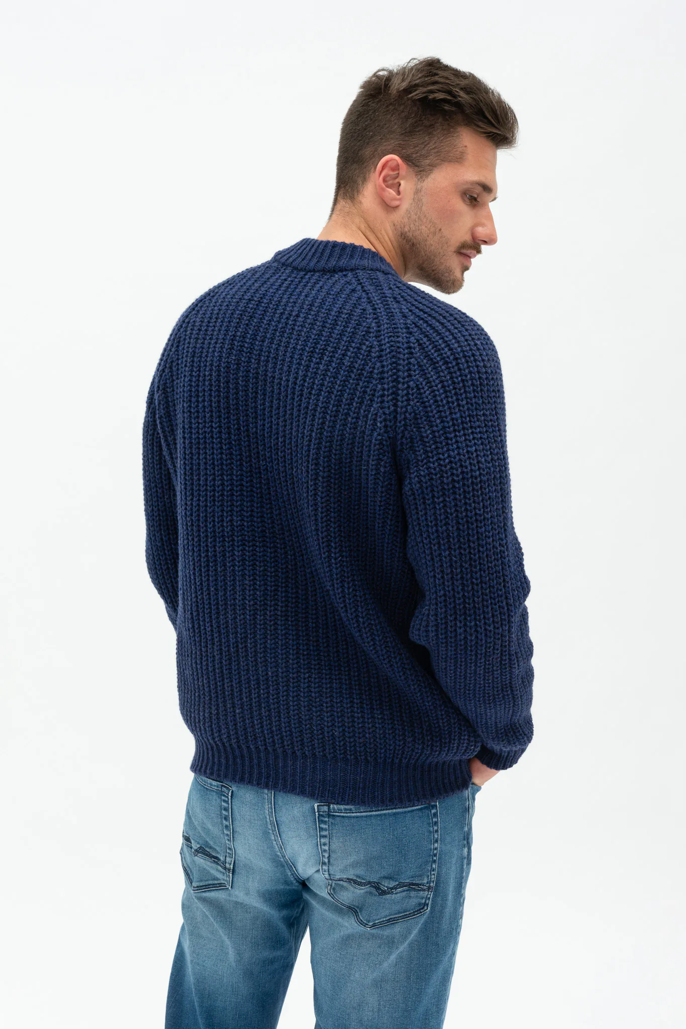 PULLOVER TORO AUS MERINOWOLLE