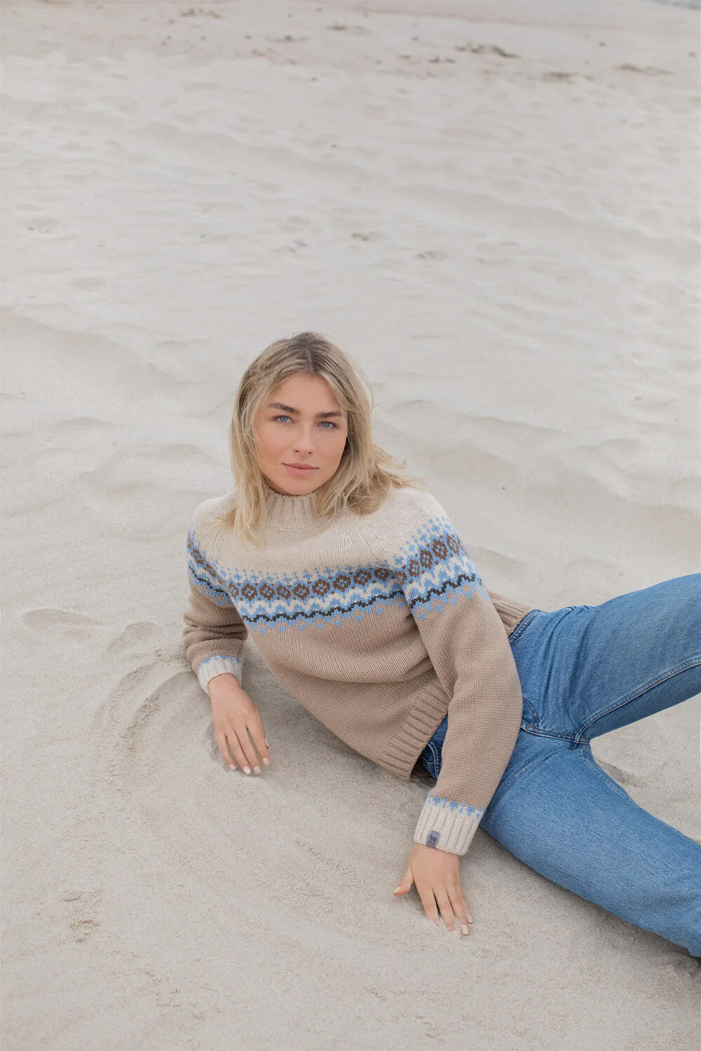 PULLOVER SNAIGĖ AUS KASCHMIR UND MERINOWOLLE