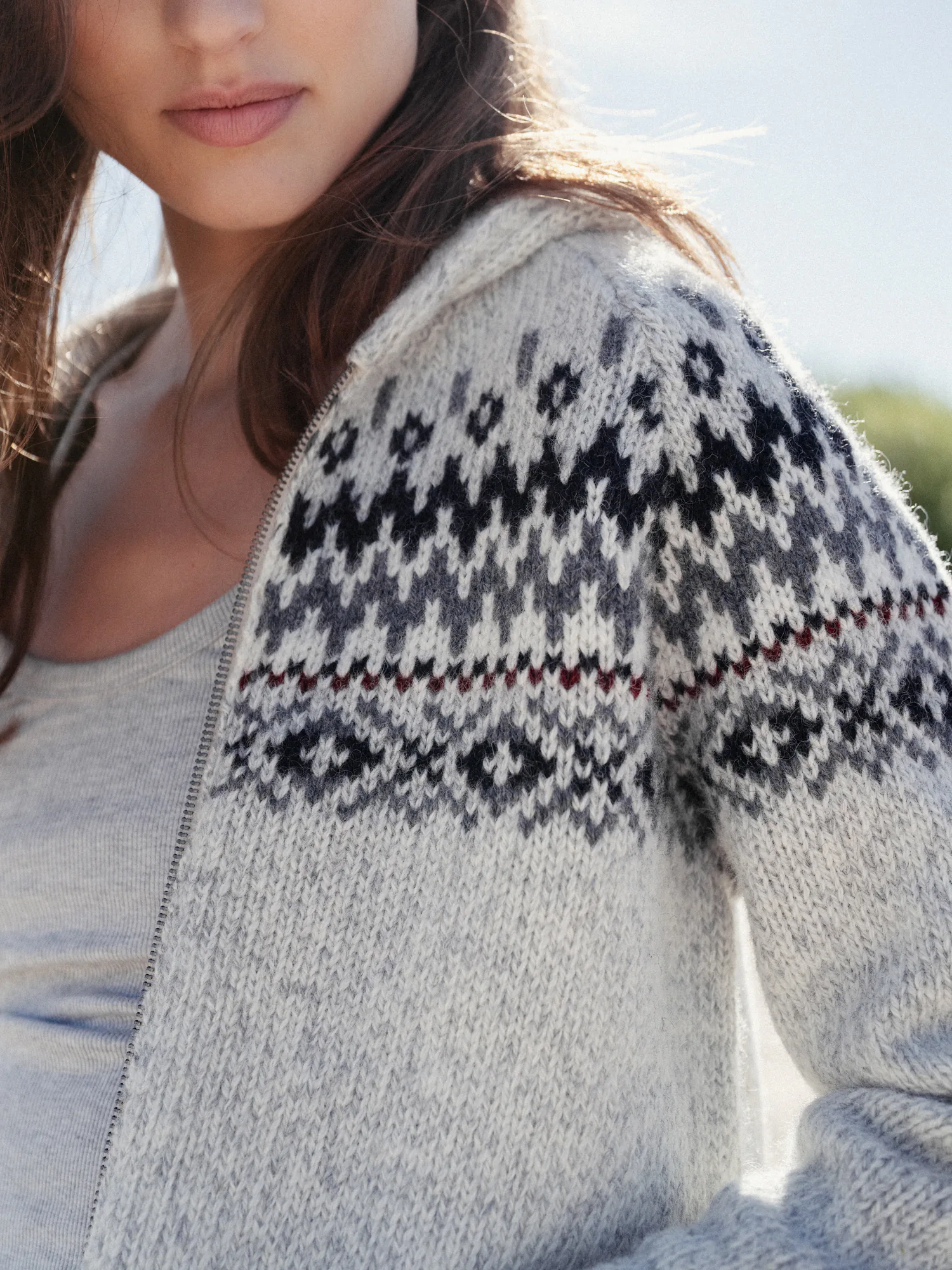 STRICKJACKE MEYA AUS SKANDINAVISCHER WOLLE
