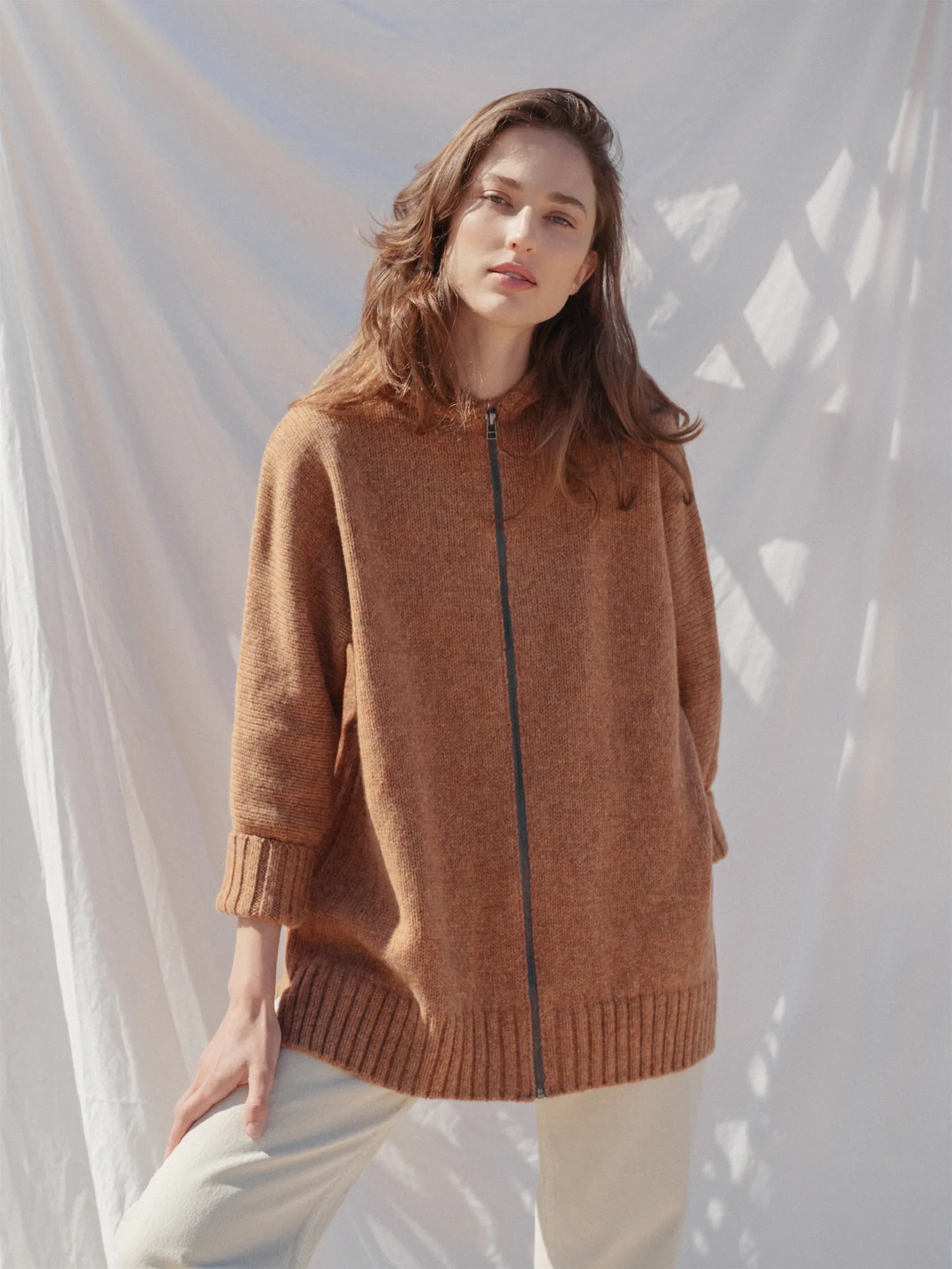KAPUZENSTRICKJACKE INDIANA AUS MERINOWOLLE