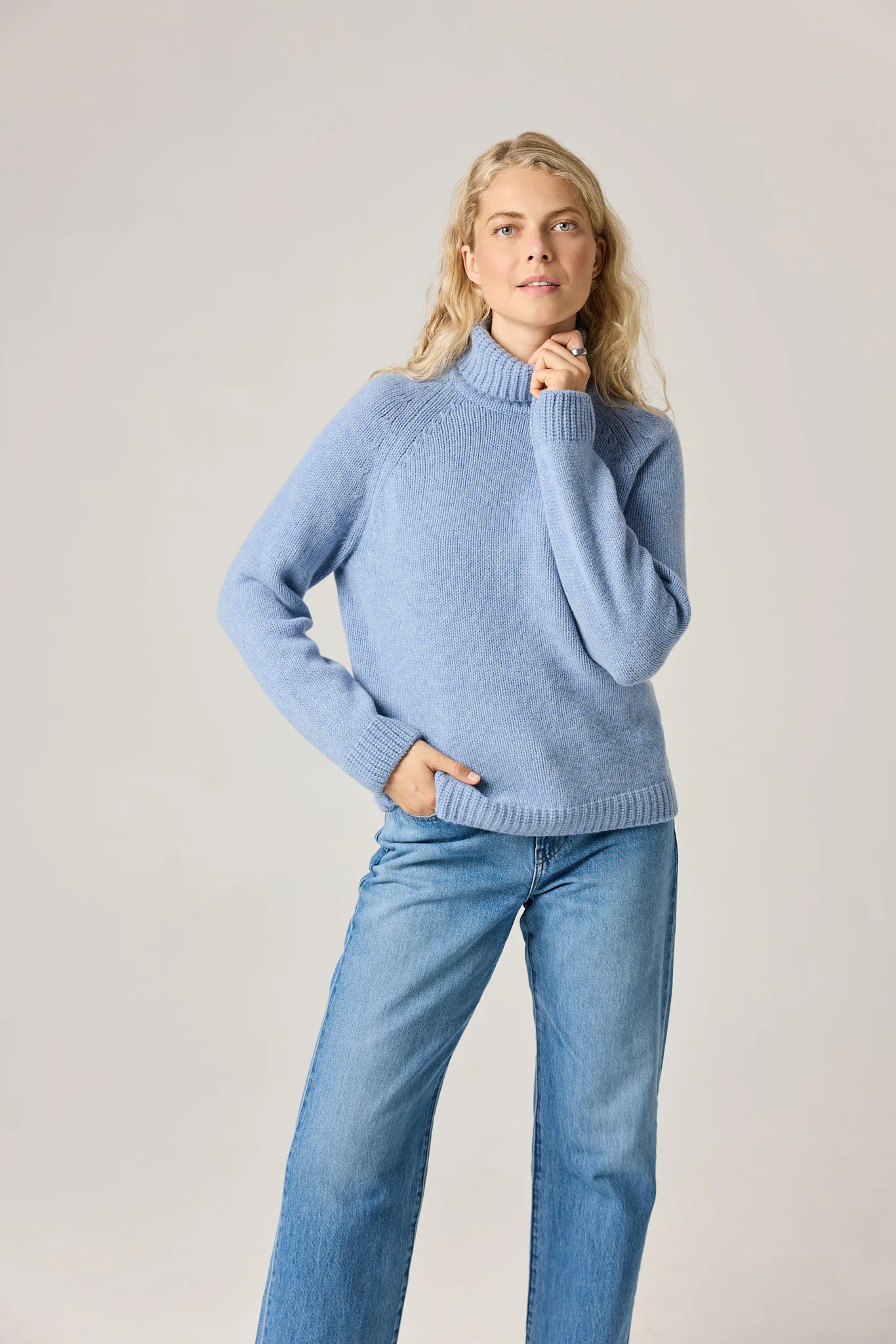 PULLOVER LOKEA AUS KASCHMIR UND MERINOWOLLE