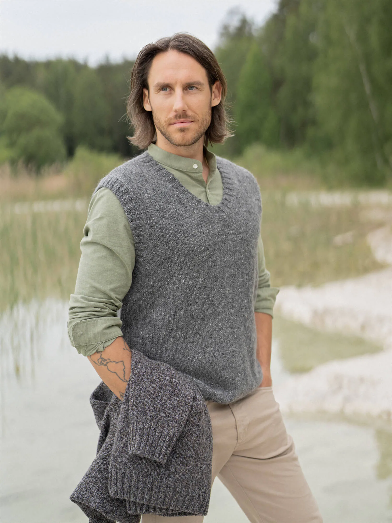 TWEED-WESTE ADAM AUS MOHAIR UND MERINOWOLLE