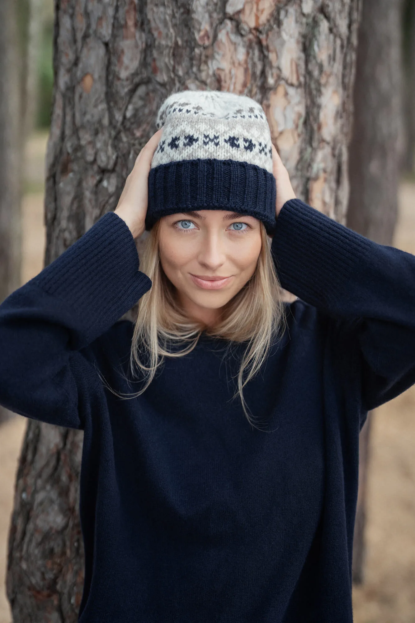 SCHAL SMILTĖ AUS 100 % WOLLE