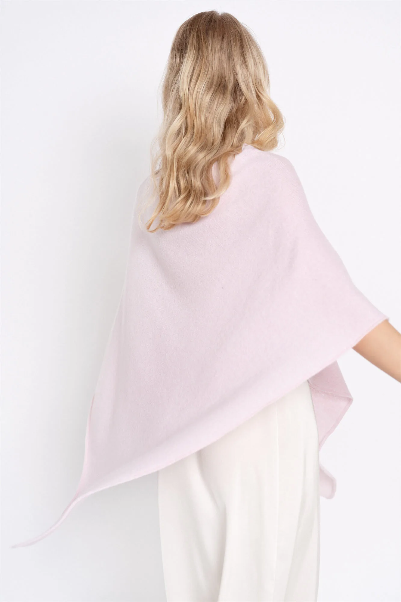 PONCHO EVA AUS KASCHMIR UND MERINOWOLLE