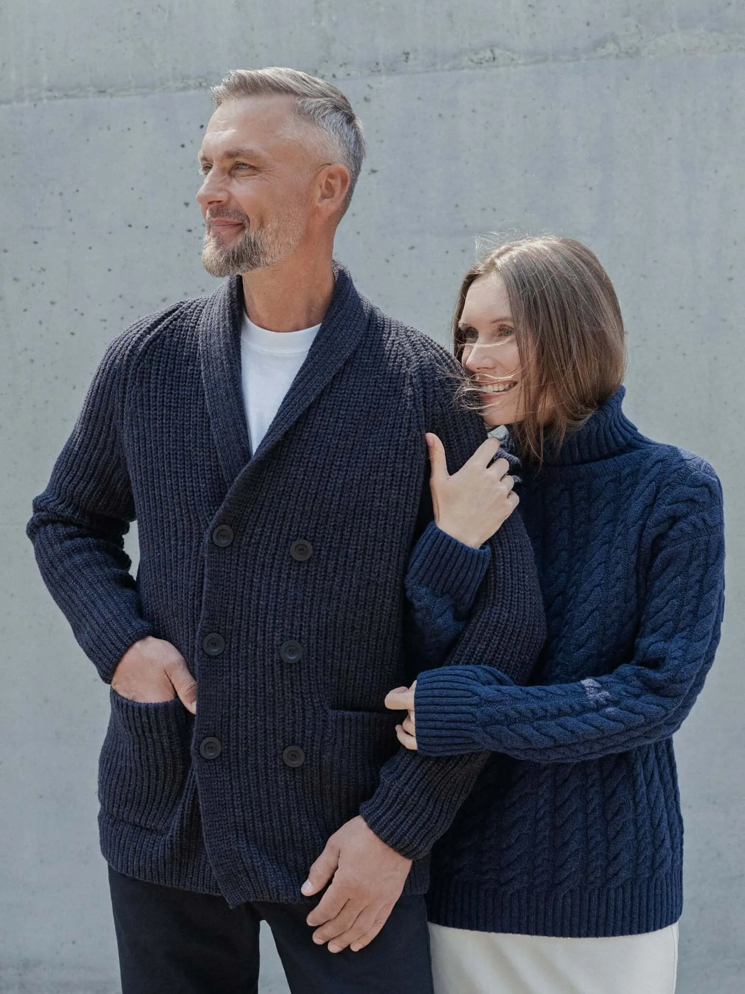 PULLOVER URTĖ AUS KASCHMIR UND MERINOWOLLE