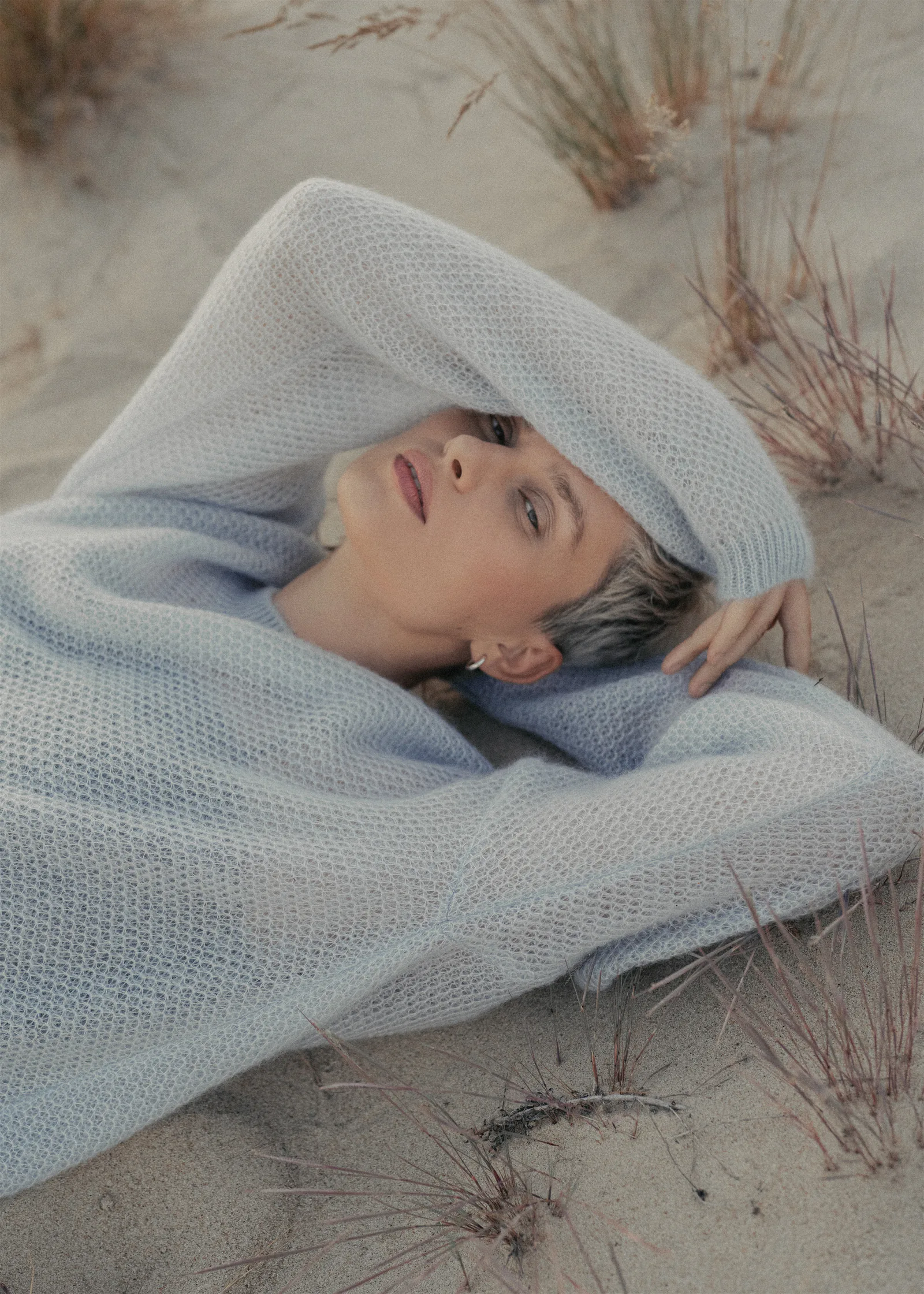 PULLOVER VĖSA AUS SEIDE UND MOHAIR