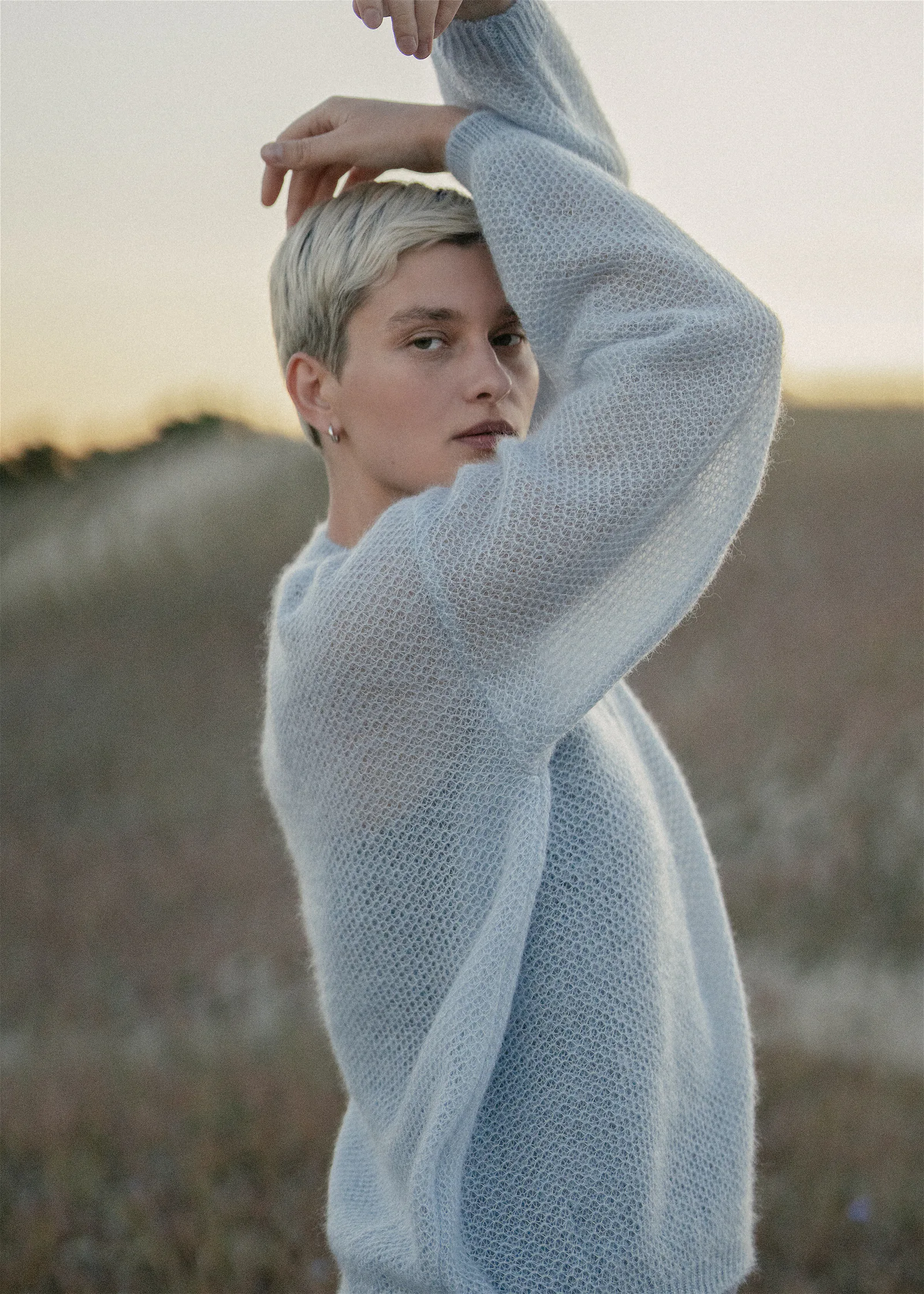 PULLOVER VĖSA AUS SEIDE UND MOHAIR