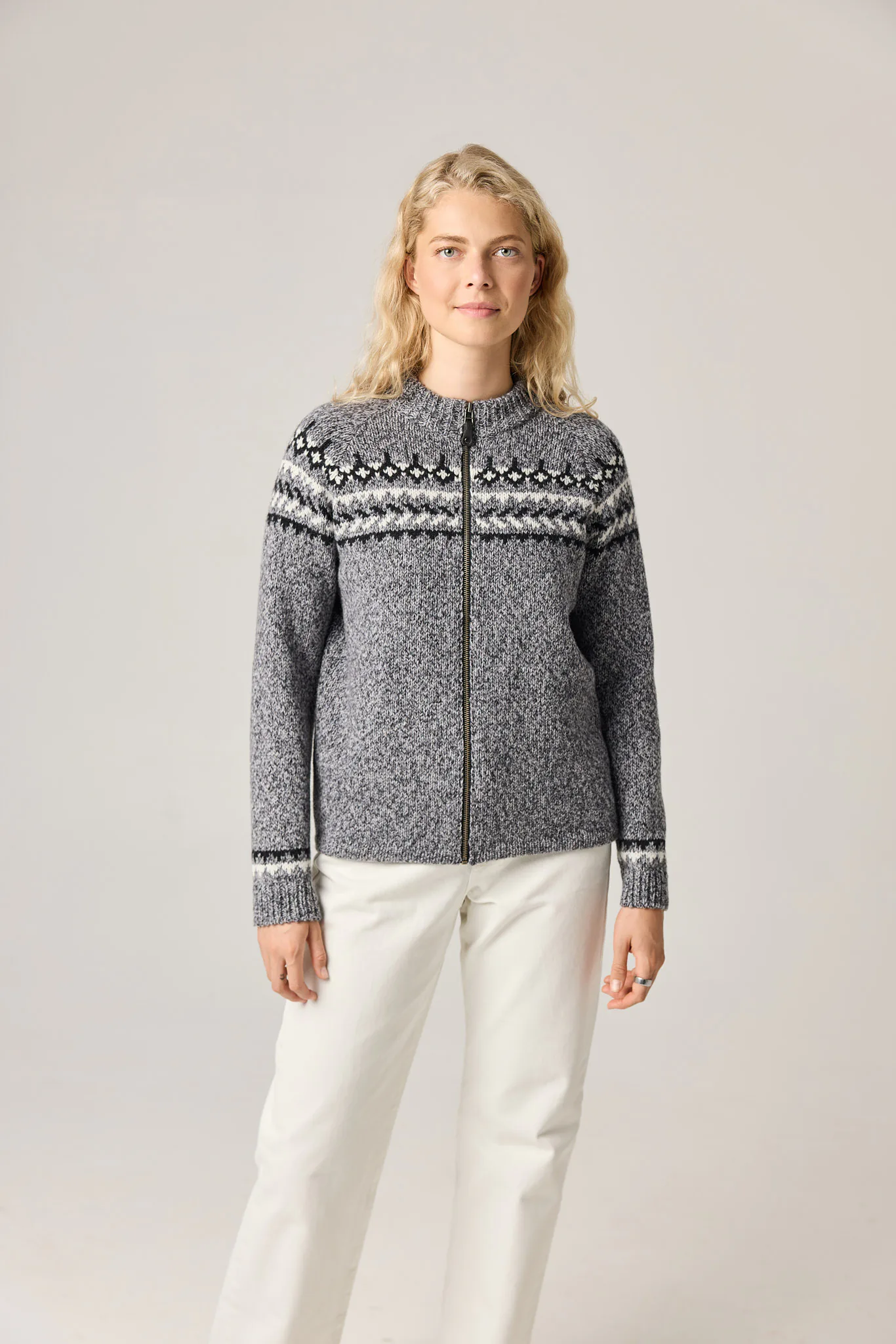 PULLOVER ŠIAURĖ AUS MERINOWOLLE
