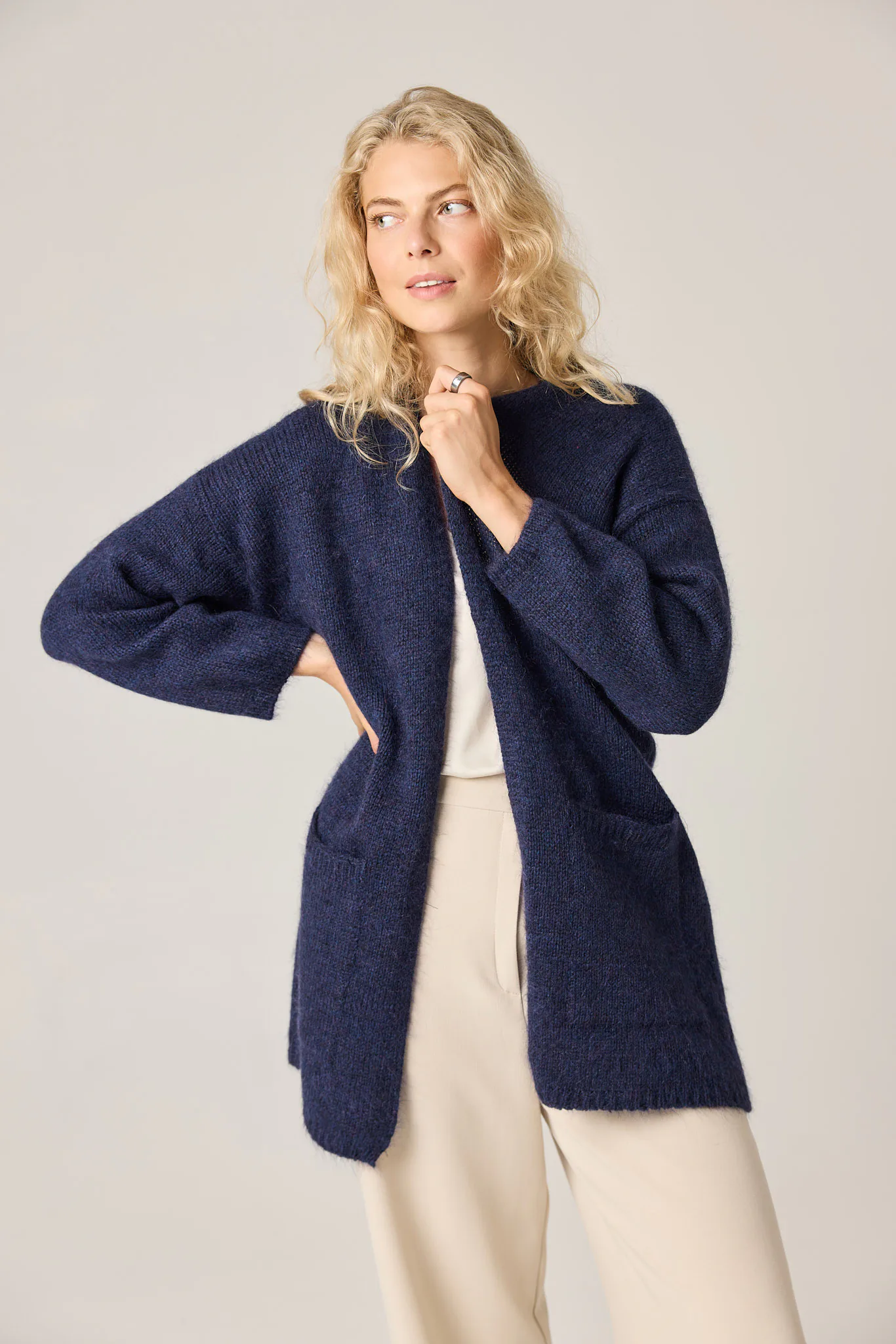 STRICKJACKE SUTEMOS AUS MOHAIR UND MERINOWOLLE