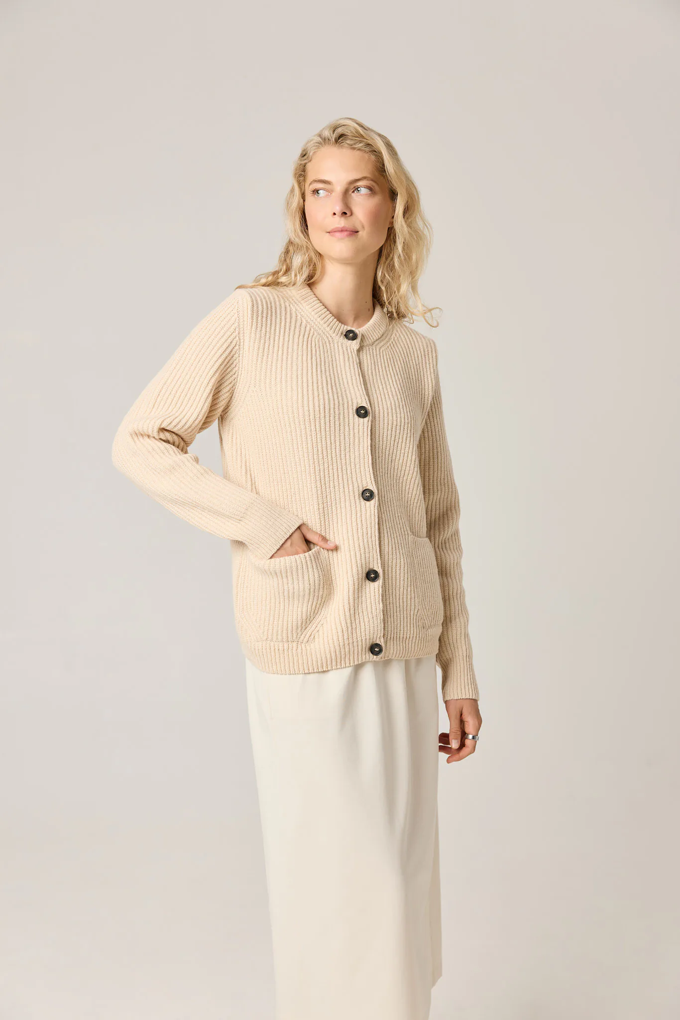 STRICKJACKE LEONE AUS MERINOWOLLE